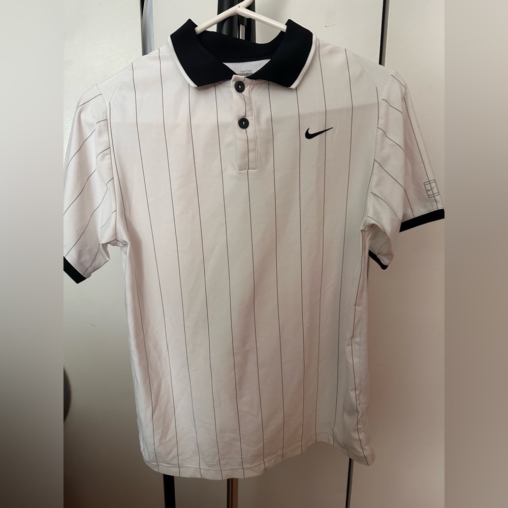 nike polo shirt